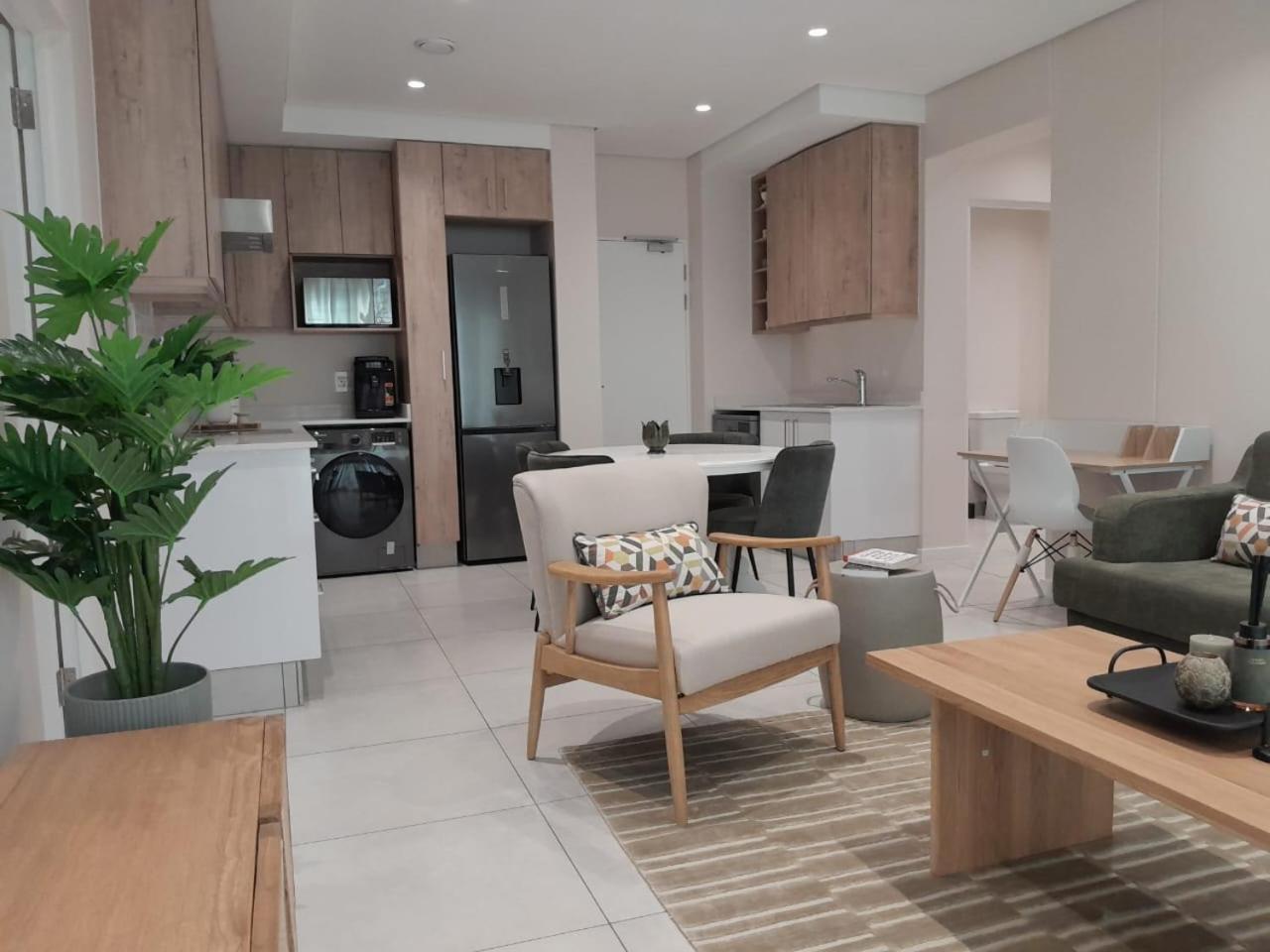 222 Terrace Sandton Gate Luxury Apartamento